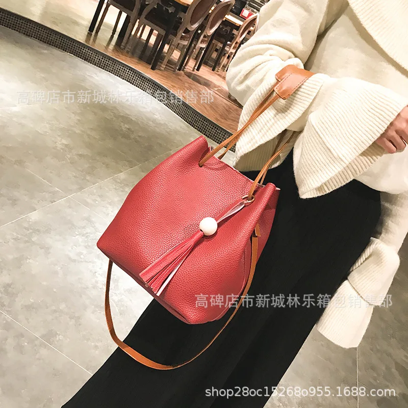 

INS New Style WOMEN'S Bag Wooden Bead Bucket Two-Piece Set Different Size Bags Korean-style-Style Tassels Hand Women's Shoulder