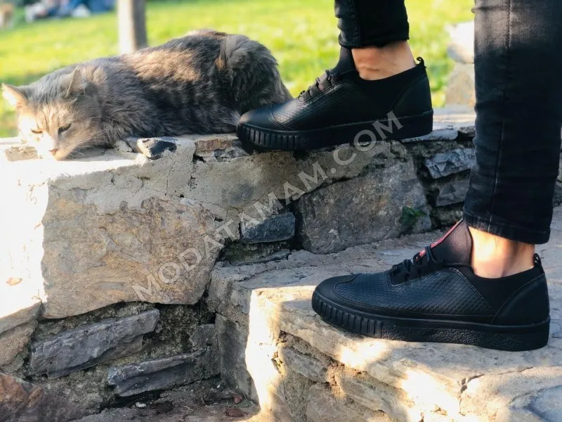 

Prada Black