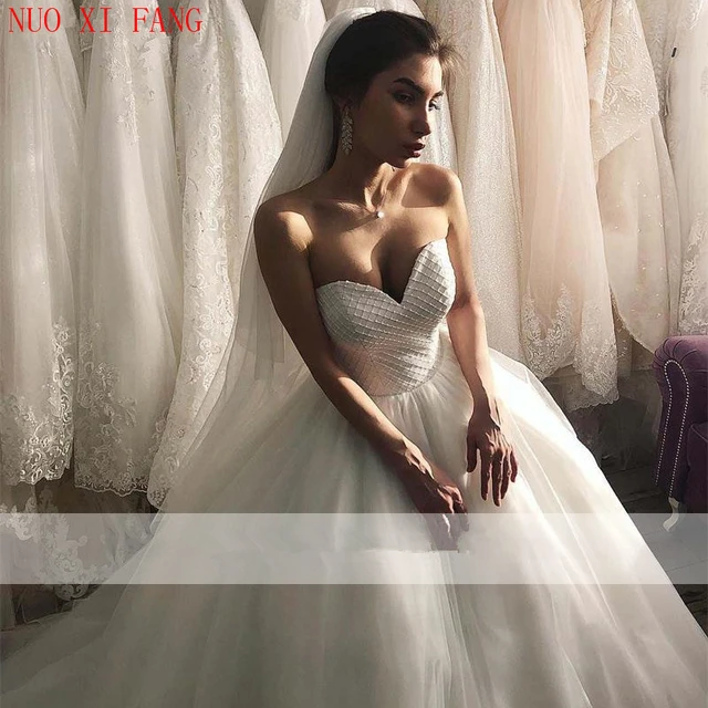 Luxury Ball Gown Tulle Wedding Dresses 2022 Strapless Floor Length