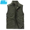 Men Warm Fleece Vest Jacket 2022 Winter New Hooded Sleeveless Waistcoat Autumn Fashion Casual Vest Waistcoat Jacket Men ► Photo 1/6