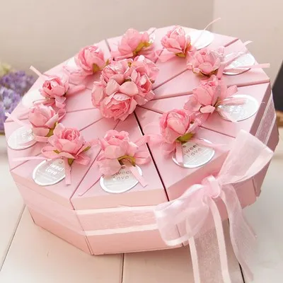

20/30/40/50pcs Blue / Pink Flower Triangular Cake Style Wedding Party Candy Boxes Chocolate Boxes Gift Box Bomboniera
