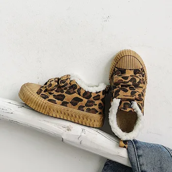 

Winter New Korean Casual Boys And Girls Shoes Plus Velvet Warm Double Velcro Shoes Solid Bottom Cotton Shoes