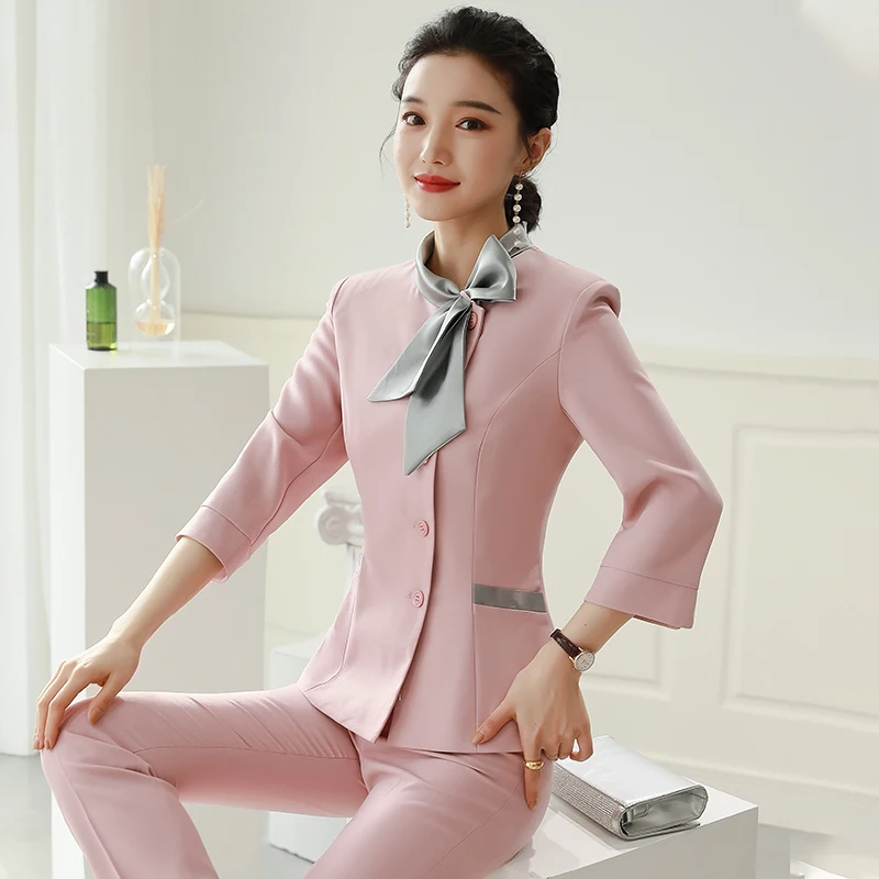 Элегантные деловые костюмы для женщин с розовым рукавом в офисном стиле