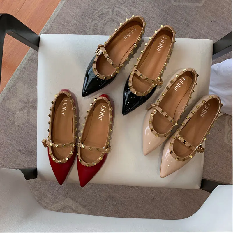 

New Patent Leather Women's Casual Rivet Flats Bailarinas Designer Shallow Pointed Toe Buckle Strap Ballet Flat Shoes Loafers