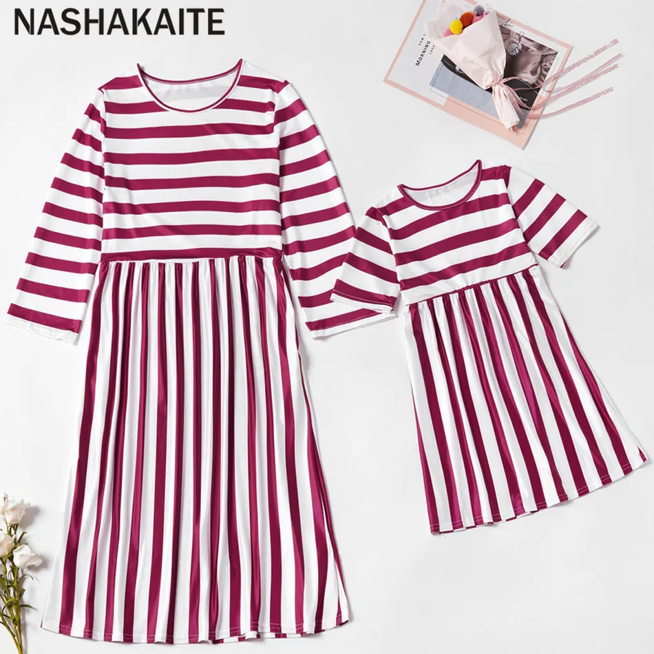 NASHAKAITE/платья для мамы и дочки; классическое длинное платье в полоску с карманами; Семейные комплекты; одежда для маленьких девочек