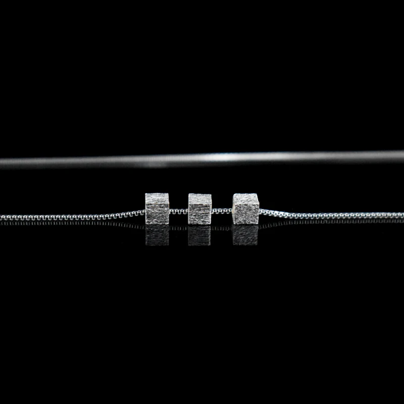 Fashion Elegant 925 Sterling Silver Square Pendant Necklace Three Square Beaded Chain Collarbone Necklace For Women Jewelry Gift