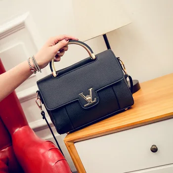 

Europe and the United States 2020 new trendy shoulder messenger bag fashion ladies handbag wild small square bag