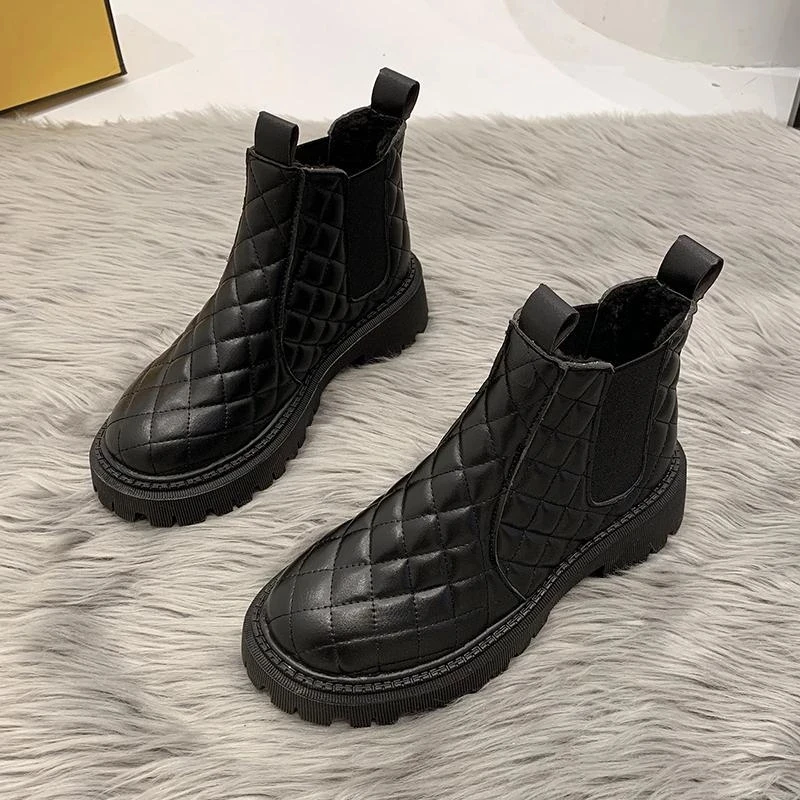 Shoes Woman  Boots Non-Slip Snow Boots Women Raise The Bottom Warm with Velvet Short Lattice Luxury Designer Beige Black