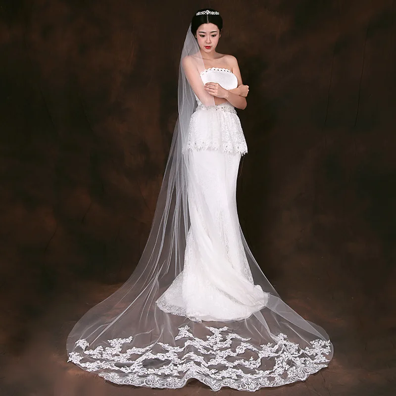 Wholesale Custom Bride Wedding Veil Three Meters Long Embroidery Applique Style Soft Yarn Veil