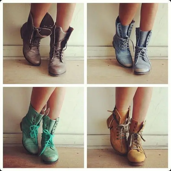 

Short Woman Boots