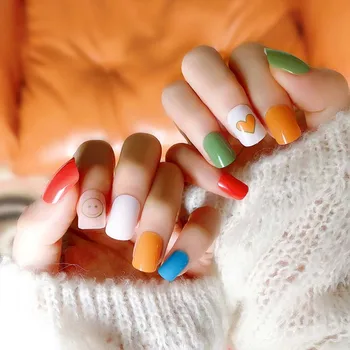 

24pcs/set New Summer Sweet Colours press on nails short Design Manicure Decorations Love Heart Artificial Nail Tips with Glue