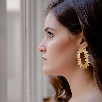 

Tocona Boho Round Earrings for Women Hollow Geometric Leaf Gold Color Alloy Metal Punk Party Jewelry Gift Accessories 13984