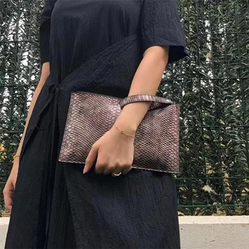 

Alirattan 2020 New Snake Envelope Bag Print Wristlet Clutch Women Daily Makeup Bags Purse Soft Pouch Casual Wallet Hot Selling