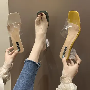 

2020 Spring and Summer New Korean yi zi tuo Fairy Ventilation Red Chunky-Heel Sandals and Slippers Female