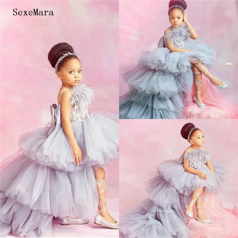 

New High Low Flower Girl Dresses For Wedding Lace Appliqued Feather Tiered Little Girls Pageant Dress Birthday Party Gown