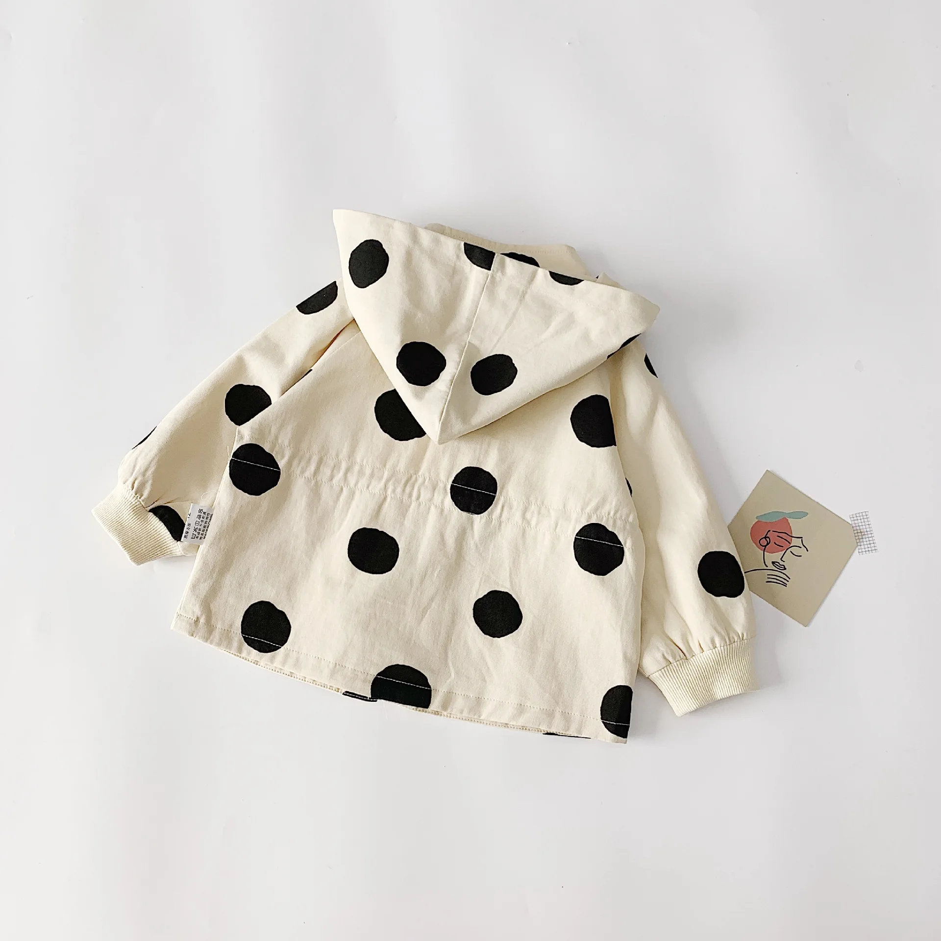 Skup 2019 jesień nowy Childrenpolka Dot płaszcz z kapturem Joker płaszcz dla Cute Baby dla dzieci Drawsring kurtka niemowlę maluch dziecko tkaniny