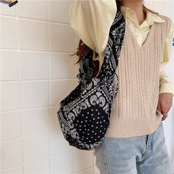 

Women's Ethnic Style Printed Crossbody 2020 New Designer Female Canvas Pleated Shoulder Bag Large Capacity Travel Beach Handbag