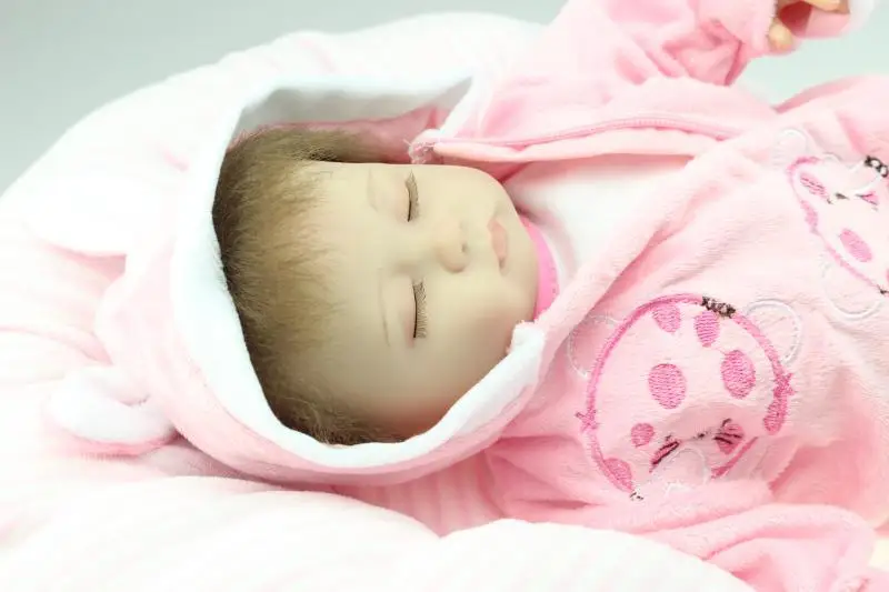 Top Reborn Baby 45 cm Realistic Doll Girl Cute Full Set With Pillow High Art creative Mom Kid Toy Christmas gift Celebration