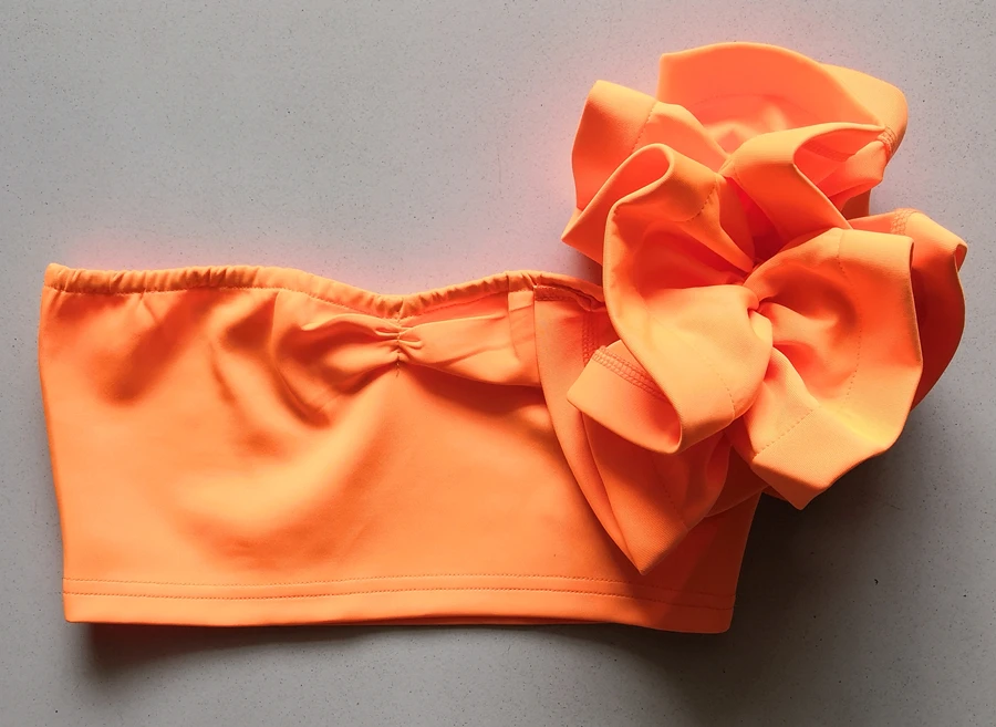 Женский сексуальный популярный пляжный топ на одно плечо с оборками и открытой спиной, комплект из 2 предметов, укороченный топ+ юбка