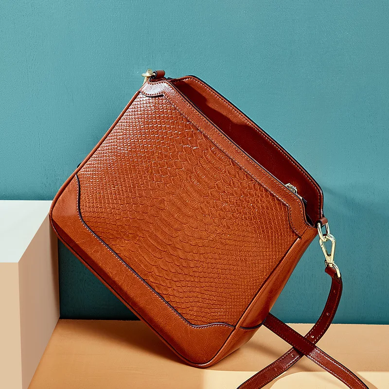 12730789393_610693992