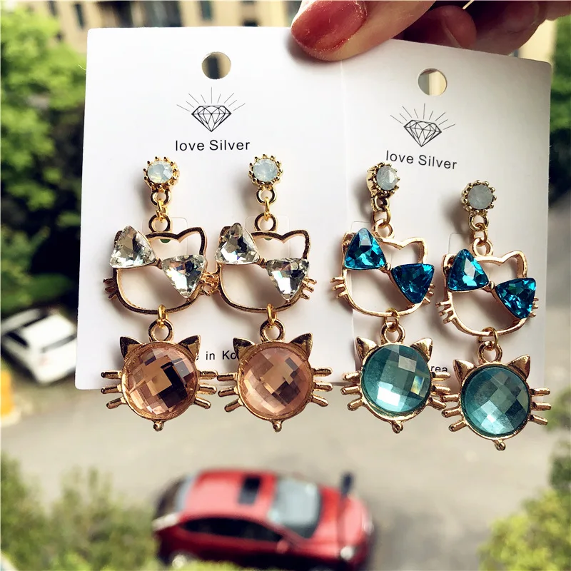 

Original Korean Alloy Crystal Hello Kitty Cat Earrings Female Cute Cartoon Cat February 14 Valentine's Day Gift