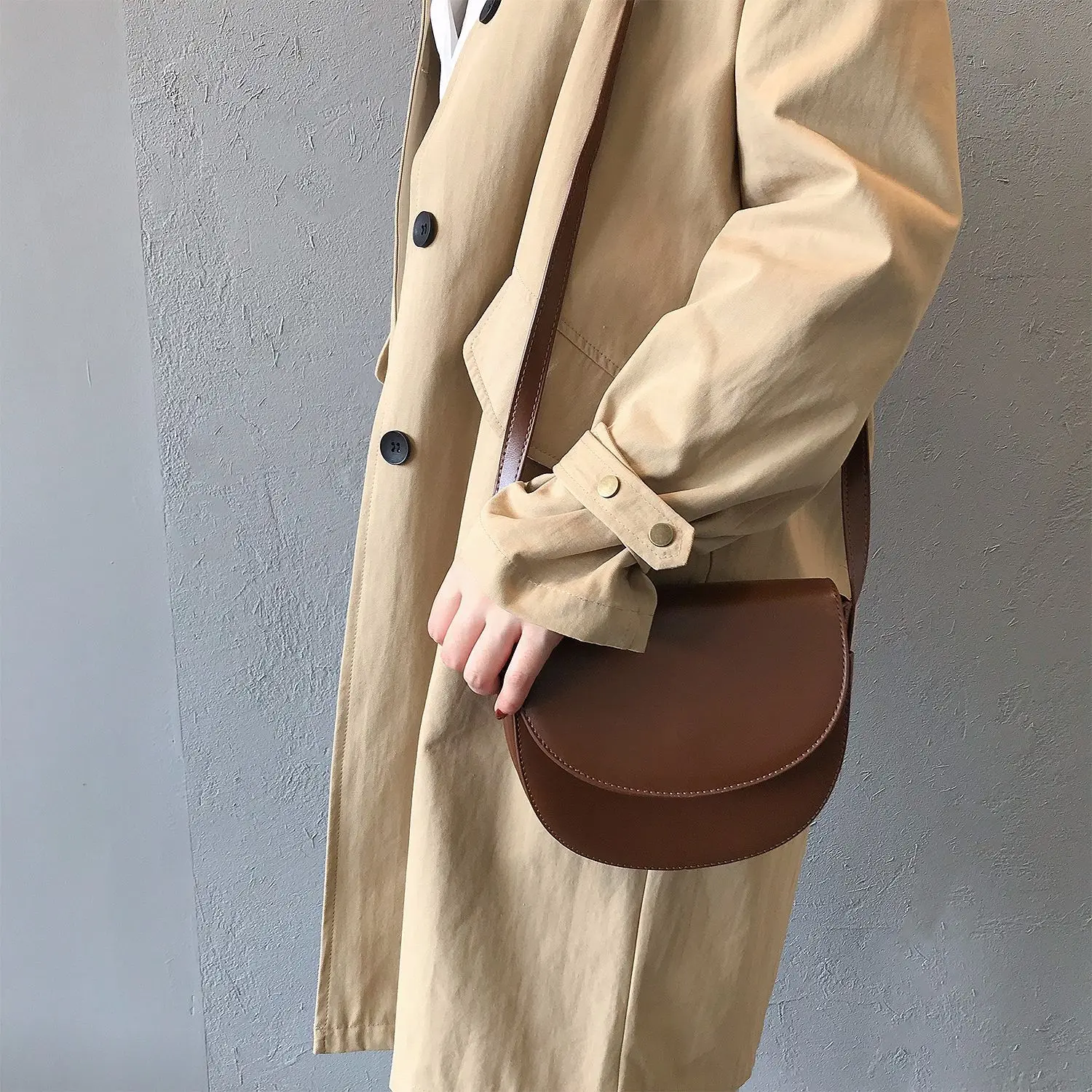 Casual Single Breasted Trench for Women Solid Turn-down Collar European Trench Long Coats Military Designer Wind Breaker J545