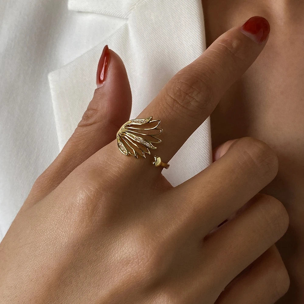 

Love Wings Ring Female Zircon Rhinestone Opening Index Finger Retro Fashion Casual Hollow Feather Rings Jewelry for Women Party