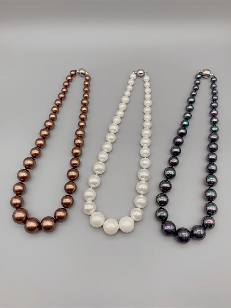 FoLisaUnique Gradual Sizes Shell Pearl Necklace For Women Gift Multicolor Elegant Choker Necklace Single Strand Mother of Pearl