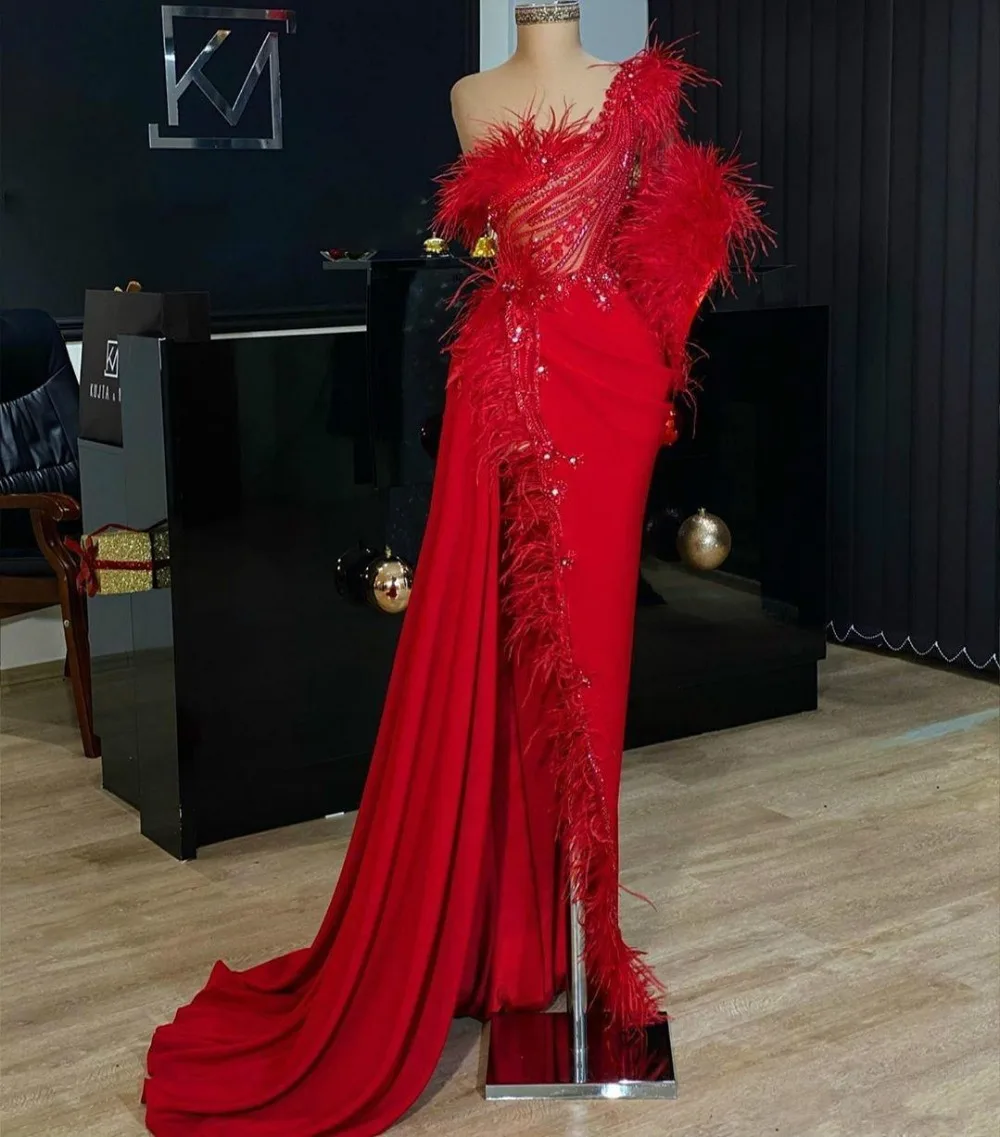 2020 Arabic Red Mermaid Prom Dresses One Shoulder Feather Beading Side Split Formal Evening Gowns Robe De Soiree Zipper Back short formal dresses