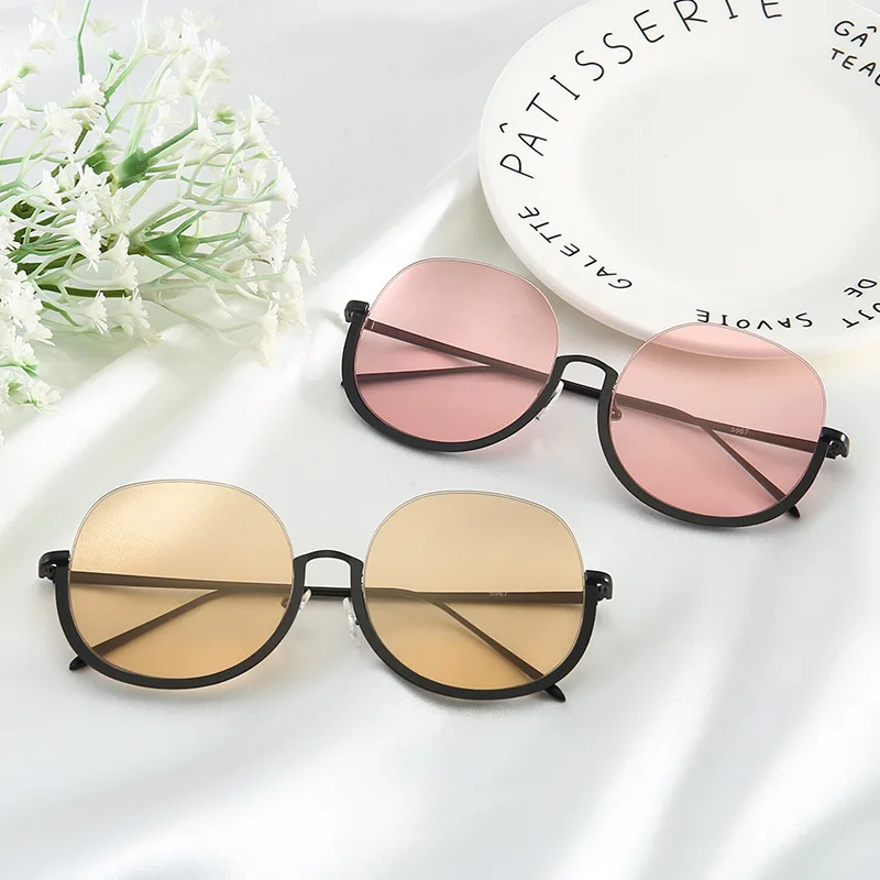 

Brand New Sunglasses Women Semi-Rimless Clear Lens Sun Glasses Metal Frame Fashion Shades for Women Oculos 2019