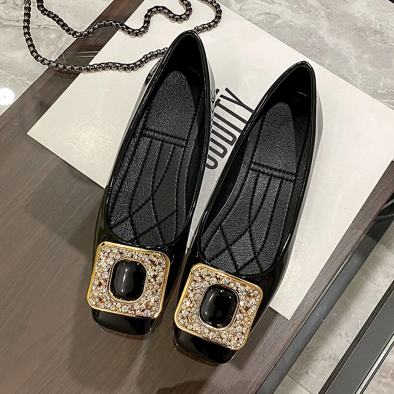 Women Flat Shoes Ballet Shoes Slip On Loafers Moccasins Brand Leather Flats Metal Decoration Ballerina Zapatos Mujer Size 35-43
