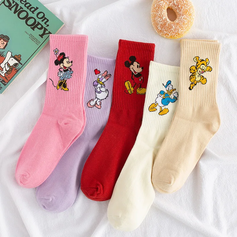 Disney 1 par la chica de moda marea Coreana de dibujos animados dulce lindo mickey minnie tubo medio de calcetines de las mujeres chica estudiante