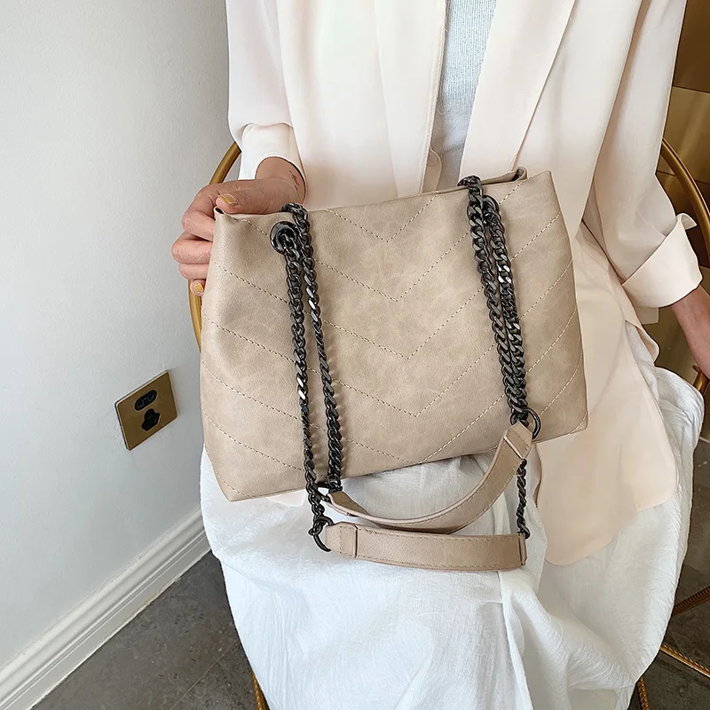 

2019 New Style WOMEN'S Bag Large Capacity Bag Versatile Textured Shoulder Bag with Chain Pattern Retro Oblique Europe And Americ