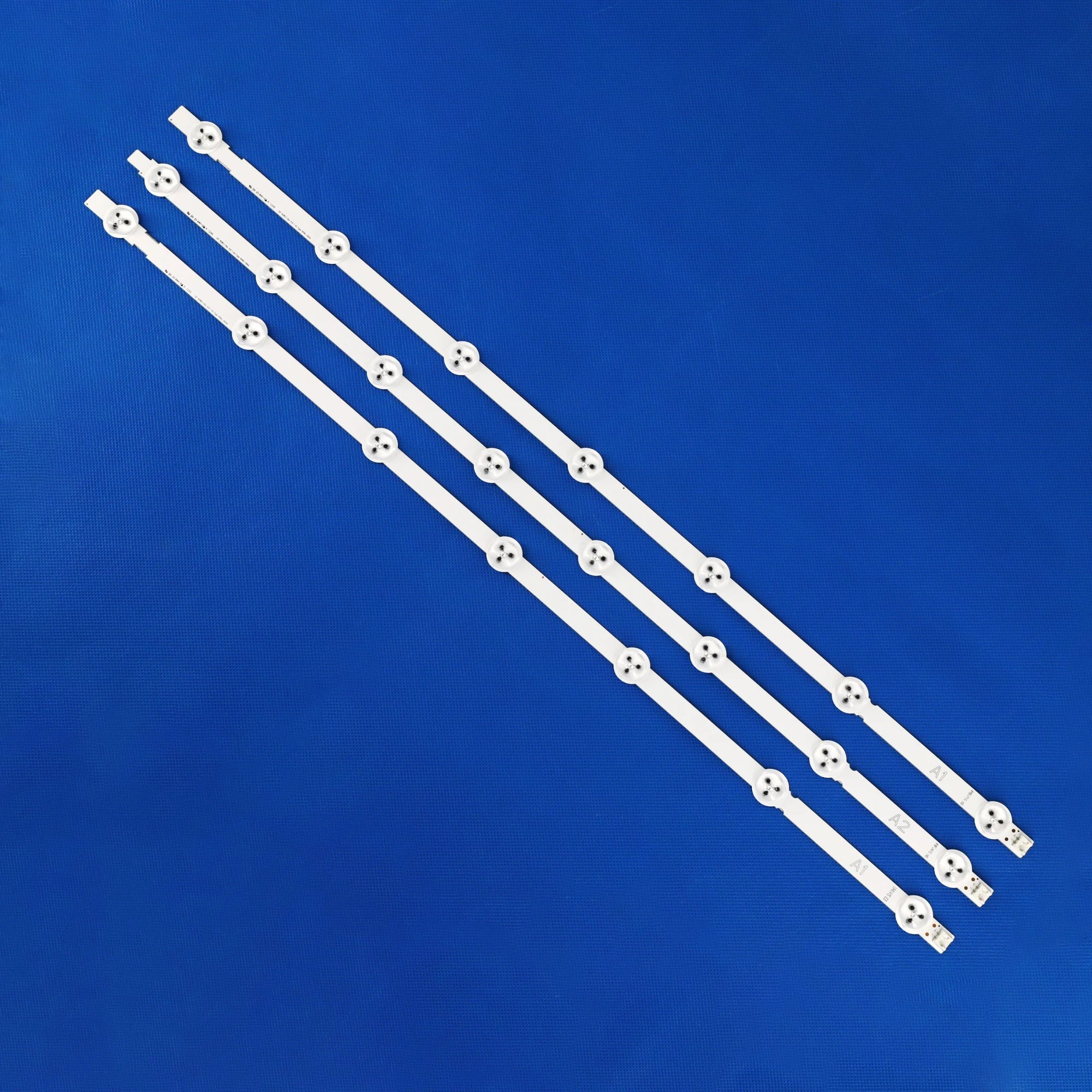 ο 3 PCS(2 * A1 * 7LED, 1 * A2 * 8LED) LED Ʈ  32 &ROW2.1 6916L-1204A 1105A 1205A 6916L-1106A 630mm