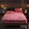 Crystal Velvet Thicken Quilted Mattress Cover Warm Soft Plush Queen King Quilted Bed Fitted Sheet Not Including Pillowcase ► Photo 3/6