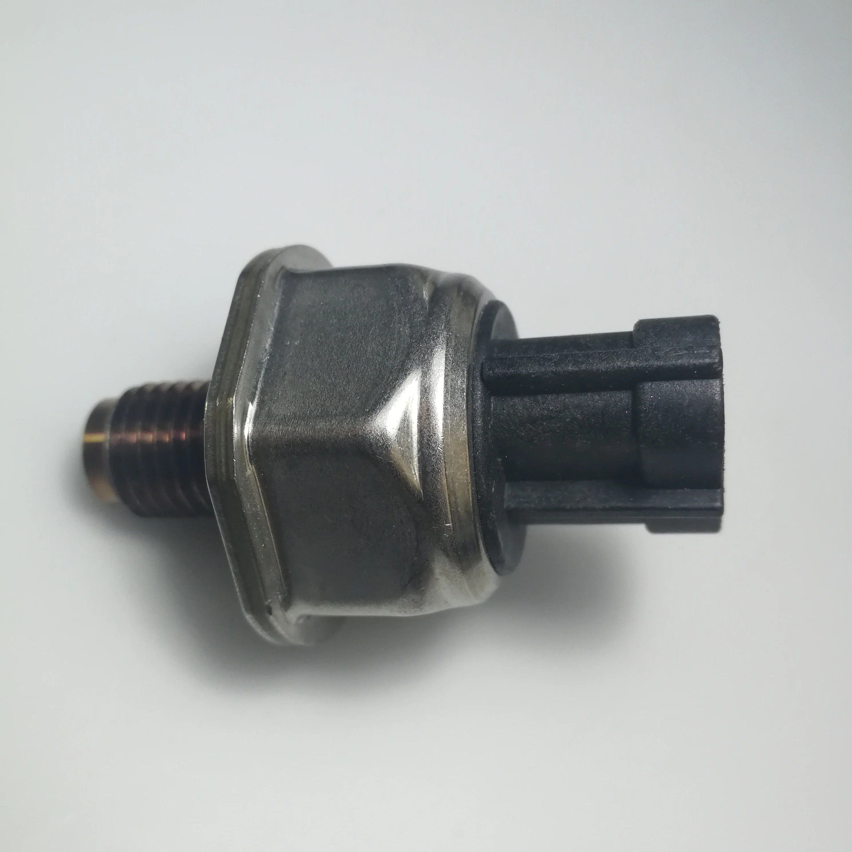 OEM 55PP05-01 датчик давления топлива для CITROEN MITSUBISHI HOLDEN Nissan, peugeot