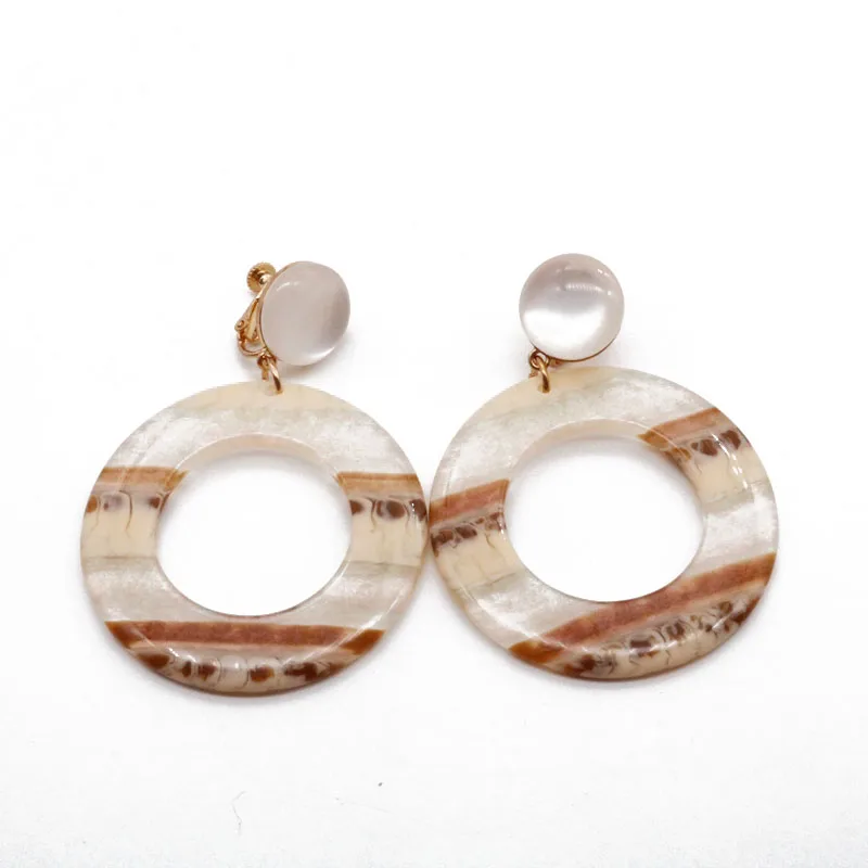 

Free Shipping Geometric Sweet Resin Clip Earring