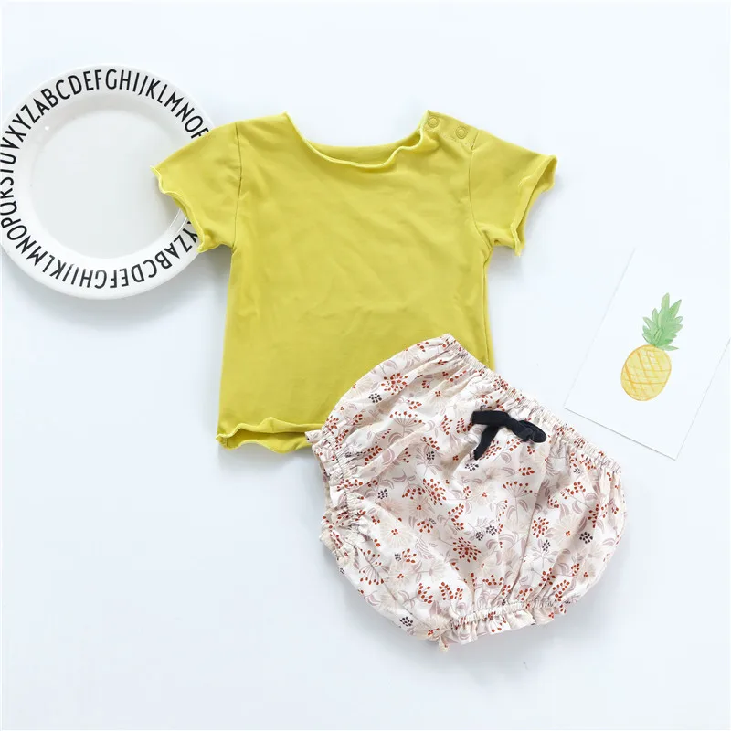 

INS Summer New Style Crawler Infants Bread Pants Baby Multi-color Triangle Shorts