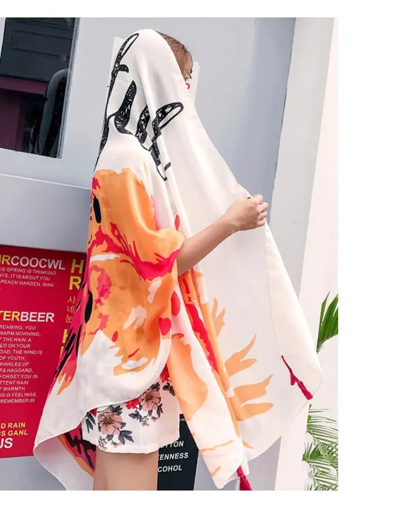 4426565946_590449100