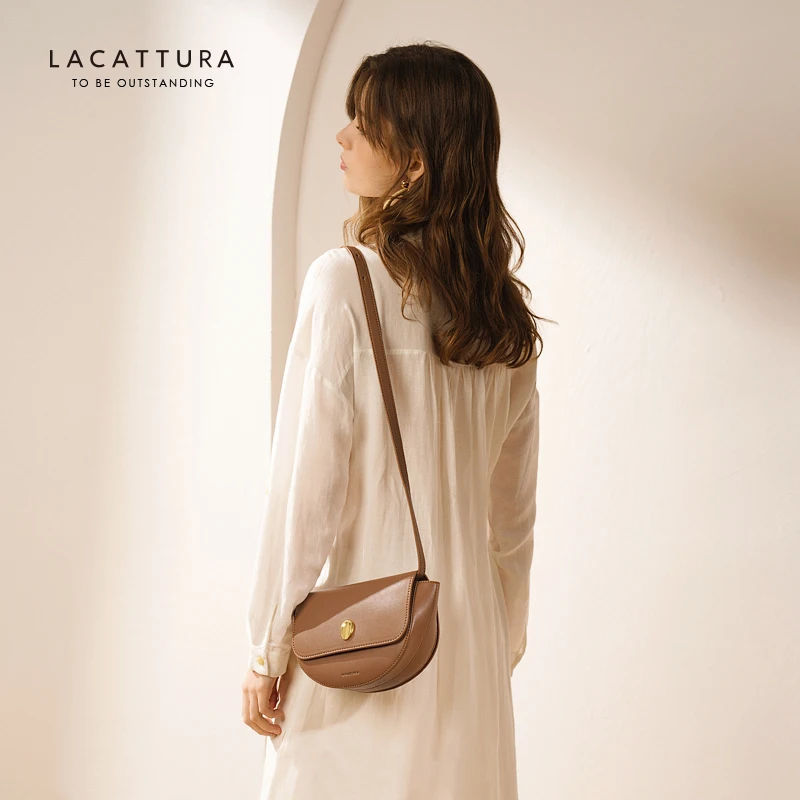 LACATTURA новинка 2019 Женская седельная сумка маленькая на плечо с крыльями женская