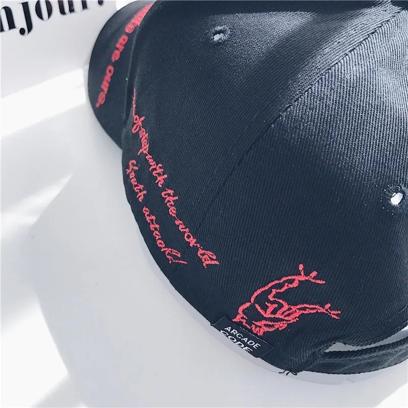 New Fashion Black Hat Women Korean Couple Hip Hop Baseball Caps Men Sun Hat Student Cap Gorra Hombre Snapback Embroidery 2020    (17)