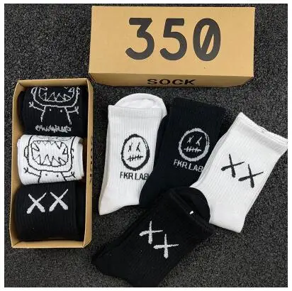 Japanese Cotton Cartoon Pattern Hip Hop Style Breathable Mid Tube Socks Skateboard Socks 4 Pair /box Soft Long Socks for Men 12