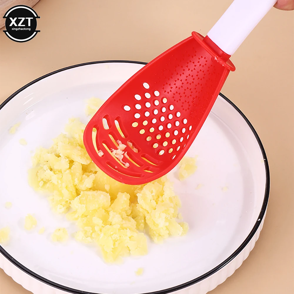 Multifunctional Filter Colander Household Kitchen Grinding Spoon Grinding Ginger Garlic Press Silicone Egg White Separator 1Pcs