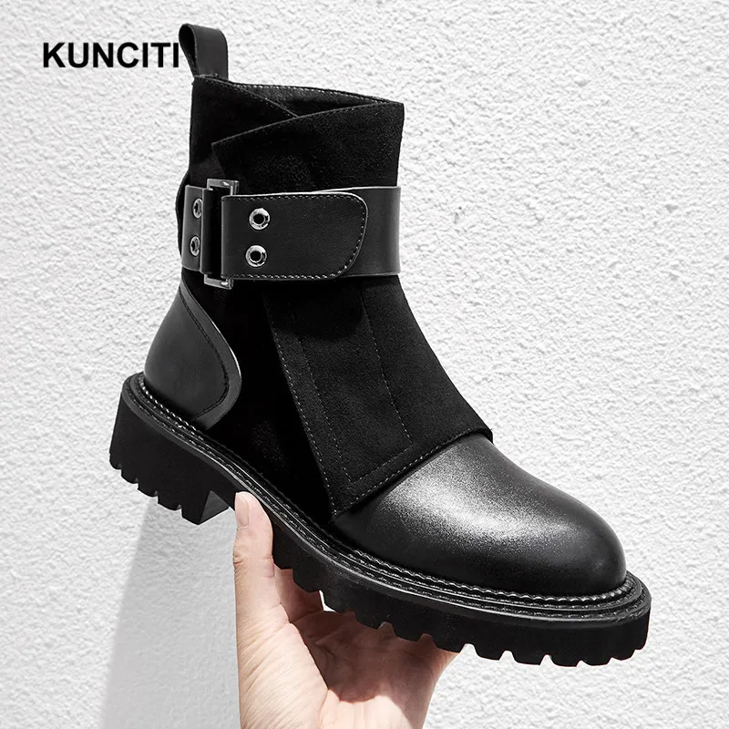 KUNCITI/ботильоны в европейском стиле в британском стиле; женские зимние ботинки в стиле пэчворк с круглым носком на среднем каблуке; Теплая обувь с заклепками и пряжкой; D9282