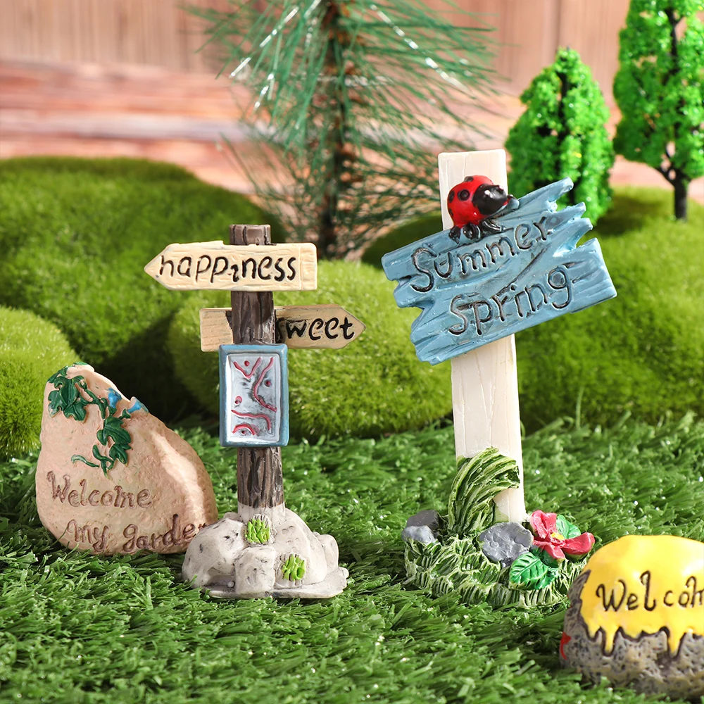 

1 Pc Mini Road Sign Simulation Stone Signpost Micro Landscape Doll House Desktop Ornament Resin Craft Gift Fashion Home Decor
