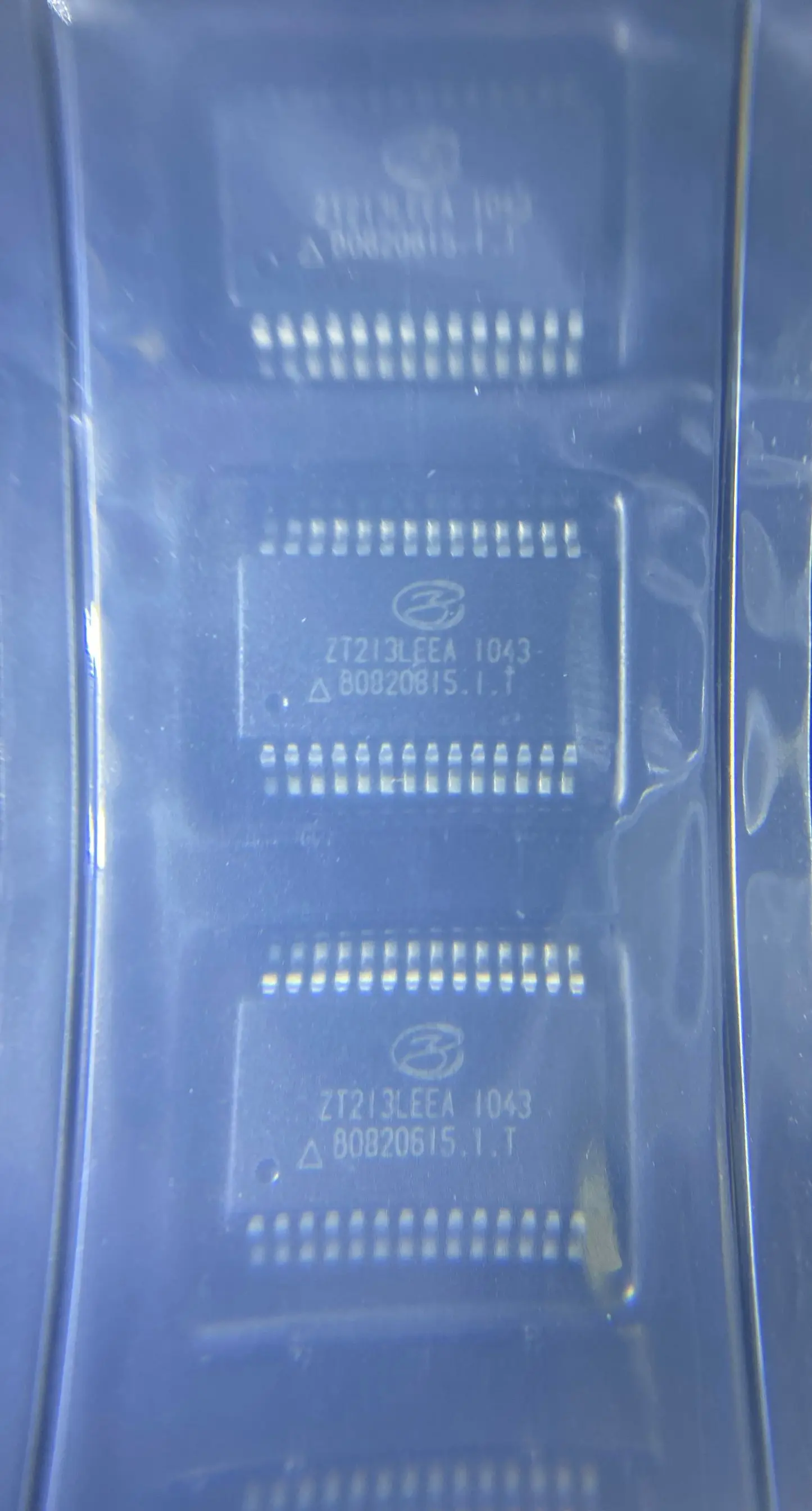 

20 шт./лот ZT213LEEA ZT213 SSOP28 100% новый оригинальный Бесплатная доставка