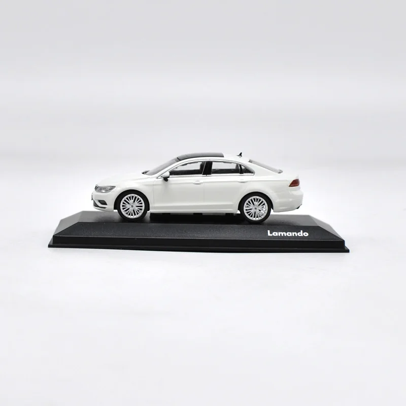 Высокая тщательная 1:43 Volkswagen lamando сплав модель автомобиля статические высокая имитация металла модельные автомобили оригинальная коробка для подарков коллекция