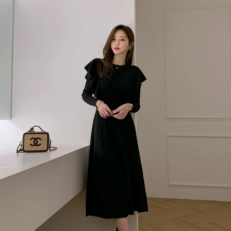 

2022Fall Winter Vintage Elegant O-Neck Female Thicken Knit Long Dresses Slim Full Sleeve Ruffles Knitted Sweater Thin Base Dress