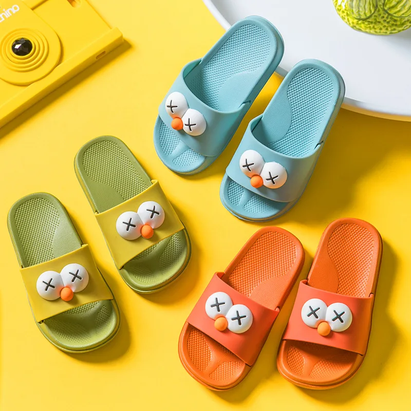 Lovely Squint Children Slippers Light Baby EVA Girls Bathroom Non-slip Slippers Girls Slippers Girls Shoes Animal Slippers