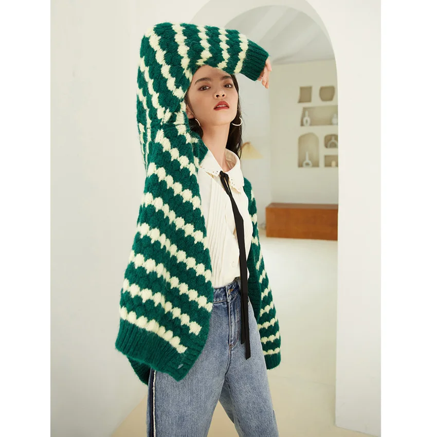 

Winter Cardigan Crop Top Women Sweater Oversized Jumper Lazy Style Vintage Striped Pattern Winter Knitting Clohtes